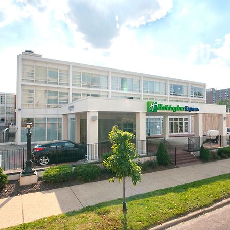 Holiday Inn Express St. Louis Central West End By Ihg Eksteriør bilde